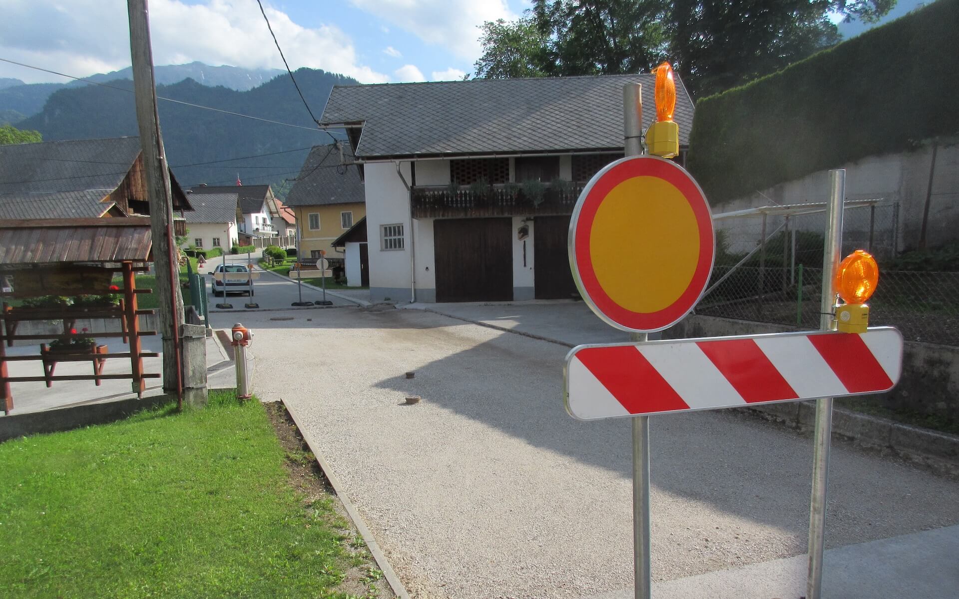 prometni znak prepovedana vožnja